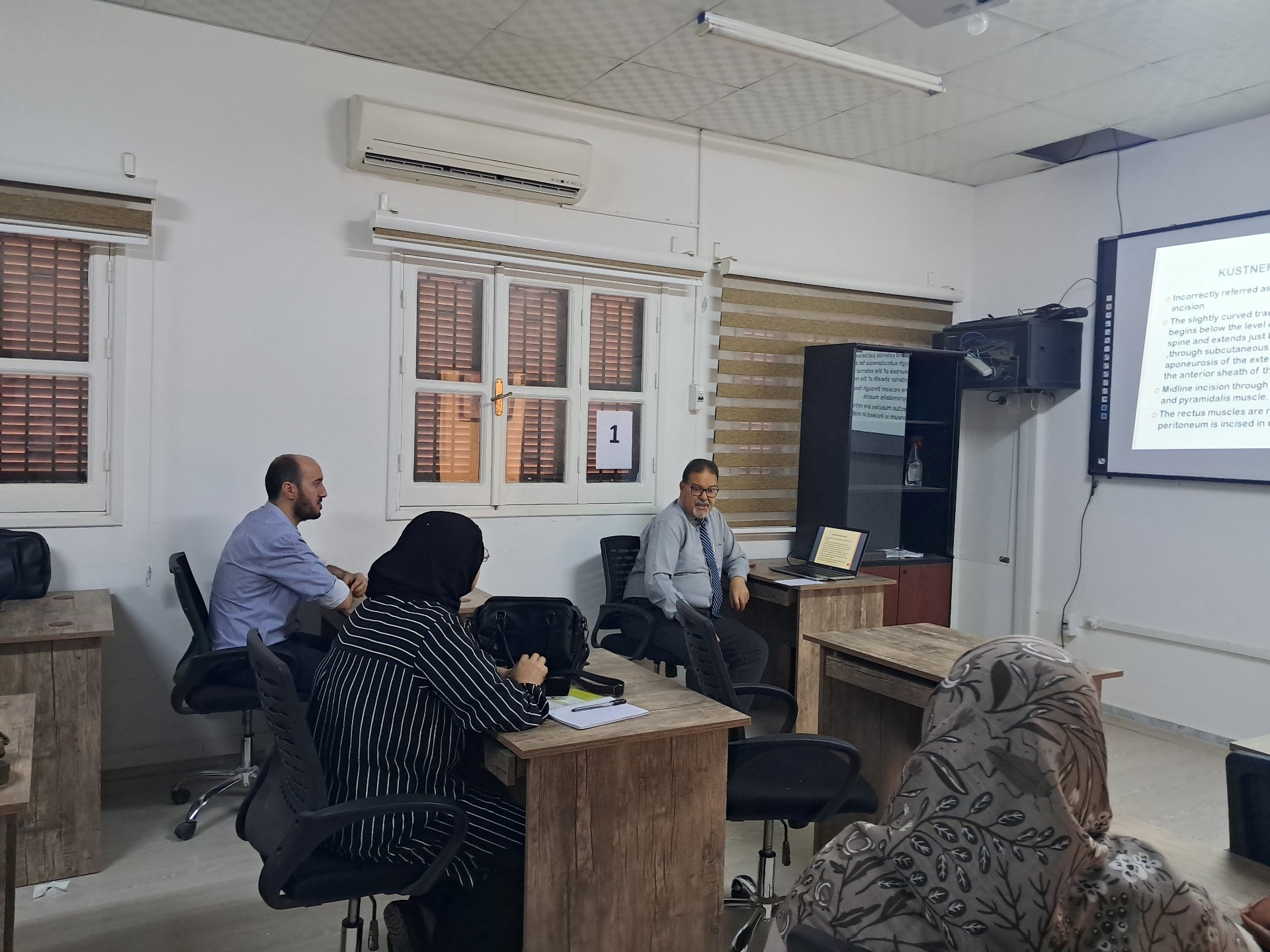 انطلاقة الفصل الدراسي الثالث لماجستير علم أمراض النساء والتوليد بالكلية