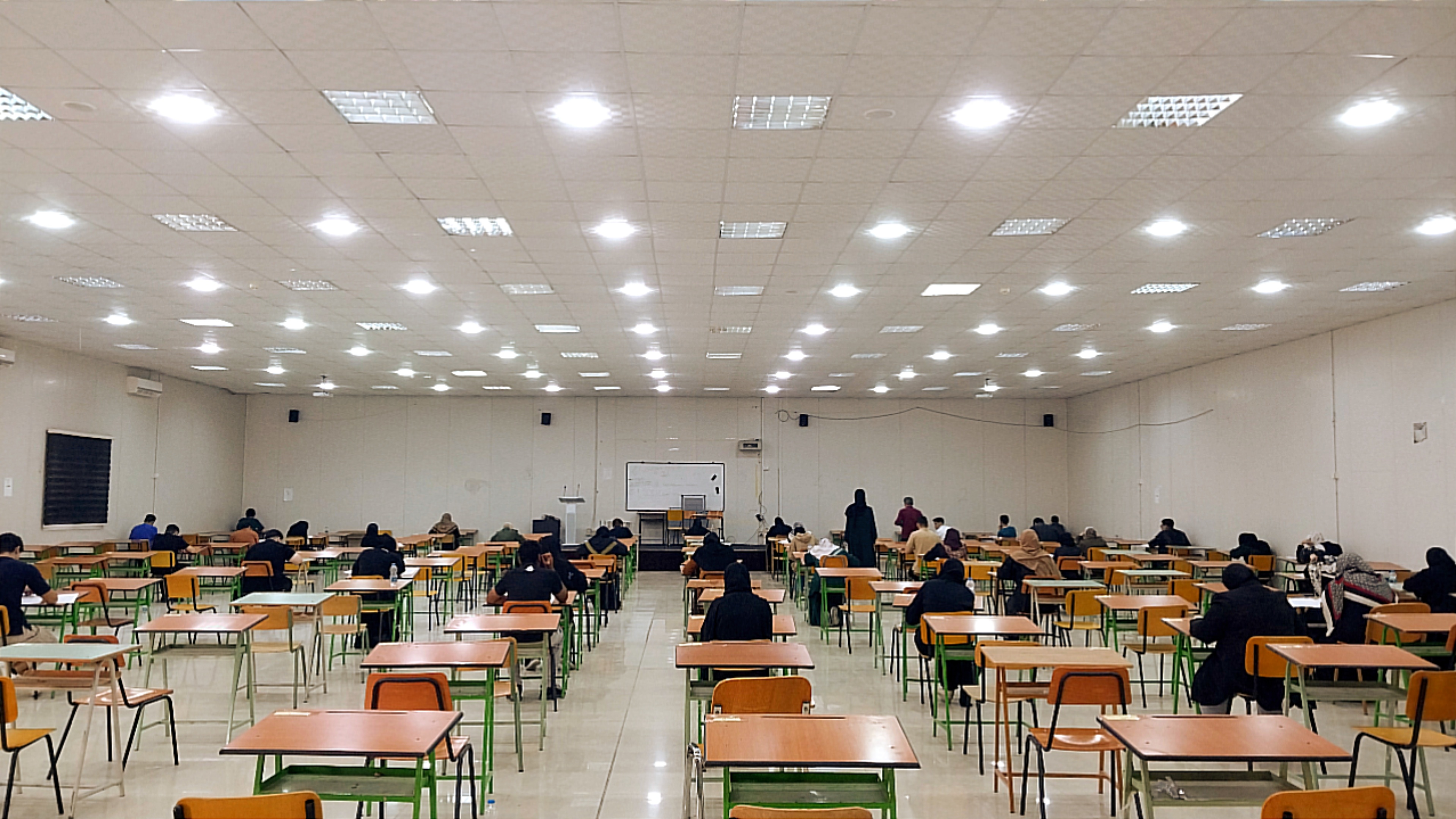 إجراء امتحان الدور الثاني لمادة الكيمياء الحيوية لطلبة السنة الأولى – الدفعة (27) للعام الجامعي(2024_2025)