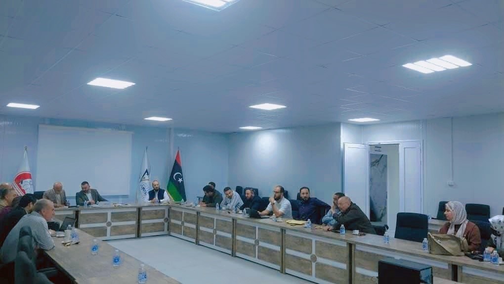  تعقد كلية الطب البشري بجامعة مصراتة اجتماعًا طارئًا لمجلس الكلية